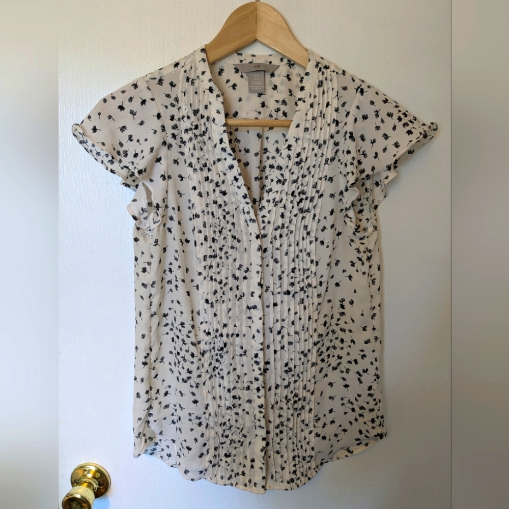 H&M White Floral Blouse Top Size 0